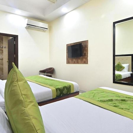 Hotel Emporio View - New Delhi Railway Station - Paharganj Extérieur photo