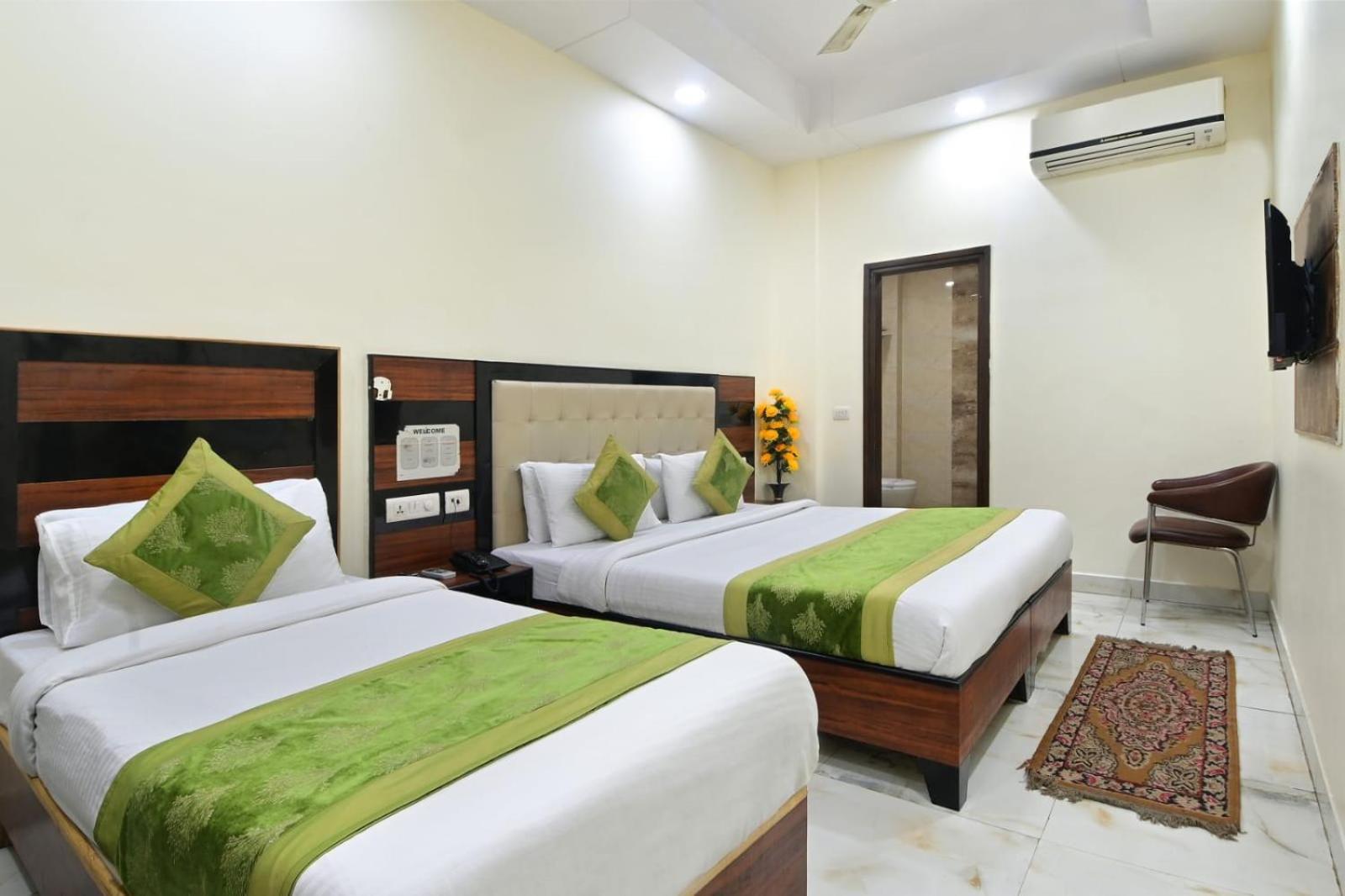Hotel Emporio View - New Delhi Railway Station - Paharganj Extérieur photo