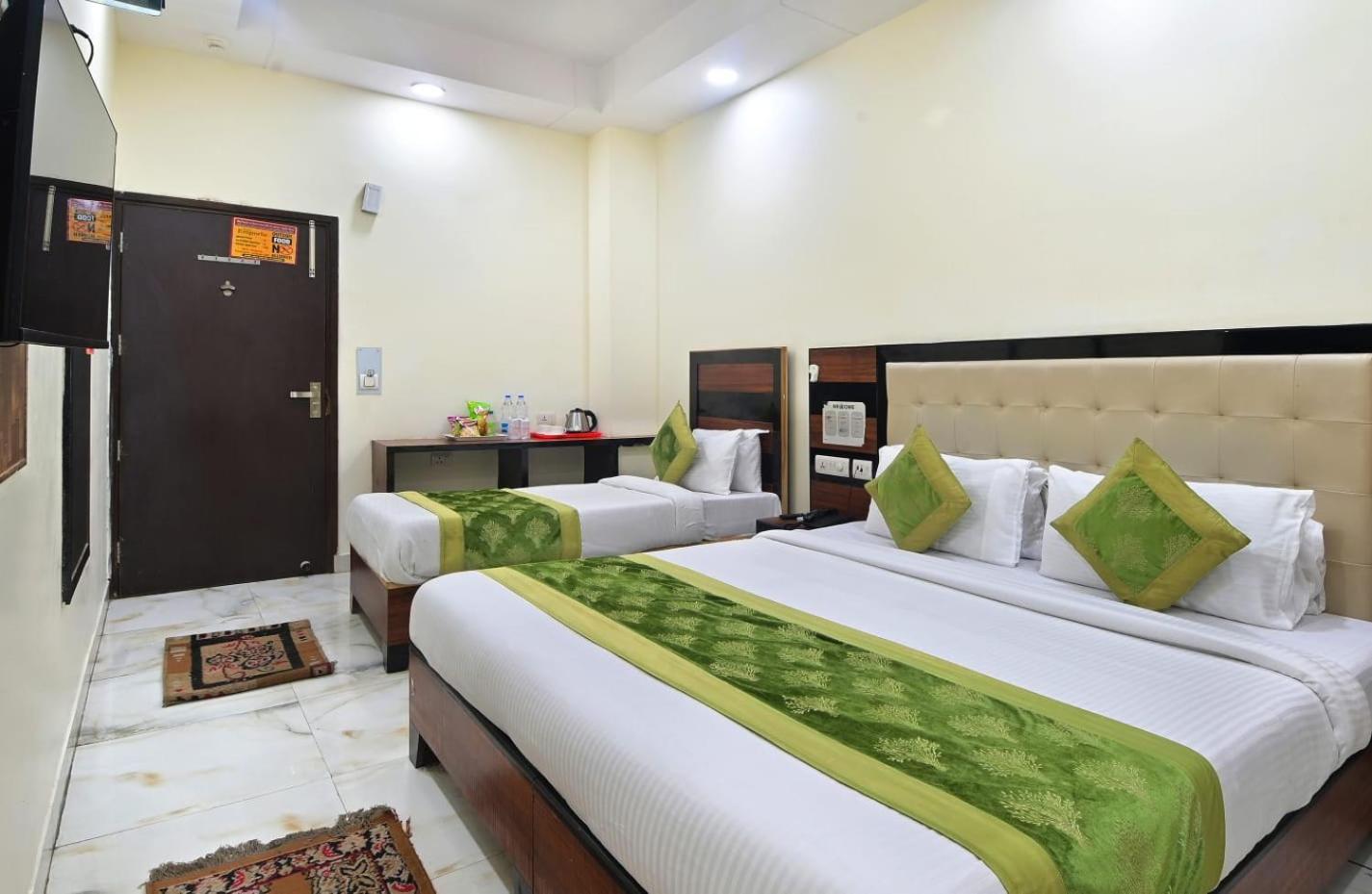 Hotel Emporio View - New Delhi Railway Station - Paharganj Extérieur photo