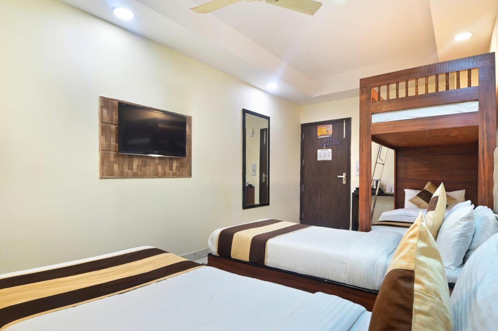 Hotel Emporio View - New Delhi Railway Station - Paharganj Extérieur photo