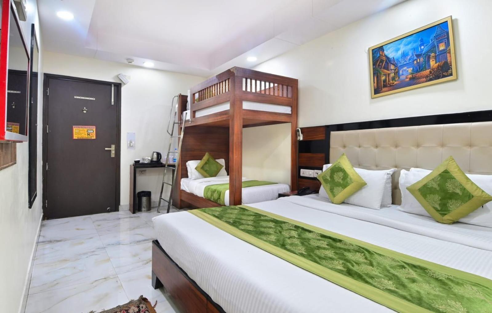 Hotel Emporio View - New Delhi Railway Station - Paharganj Extérieur photo