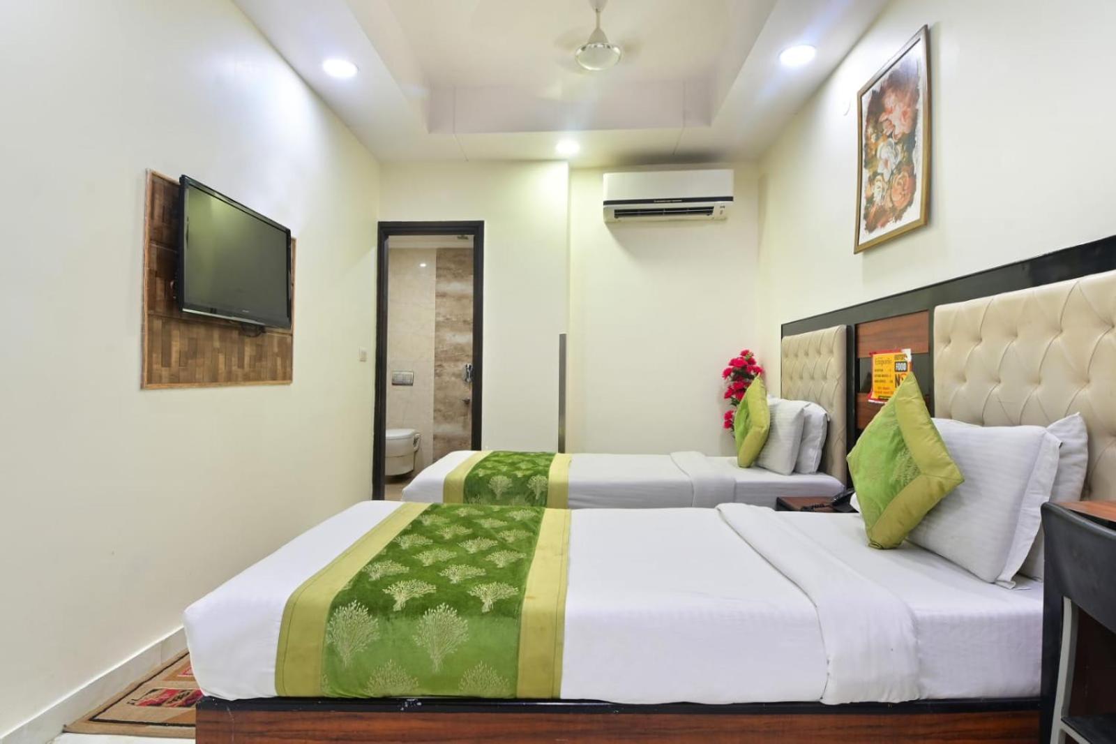Hotel Emporio View - New Delhi Railway Station - Paharganj Extérieur photo