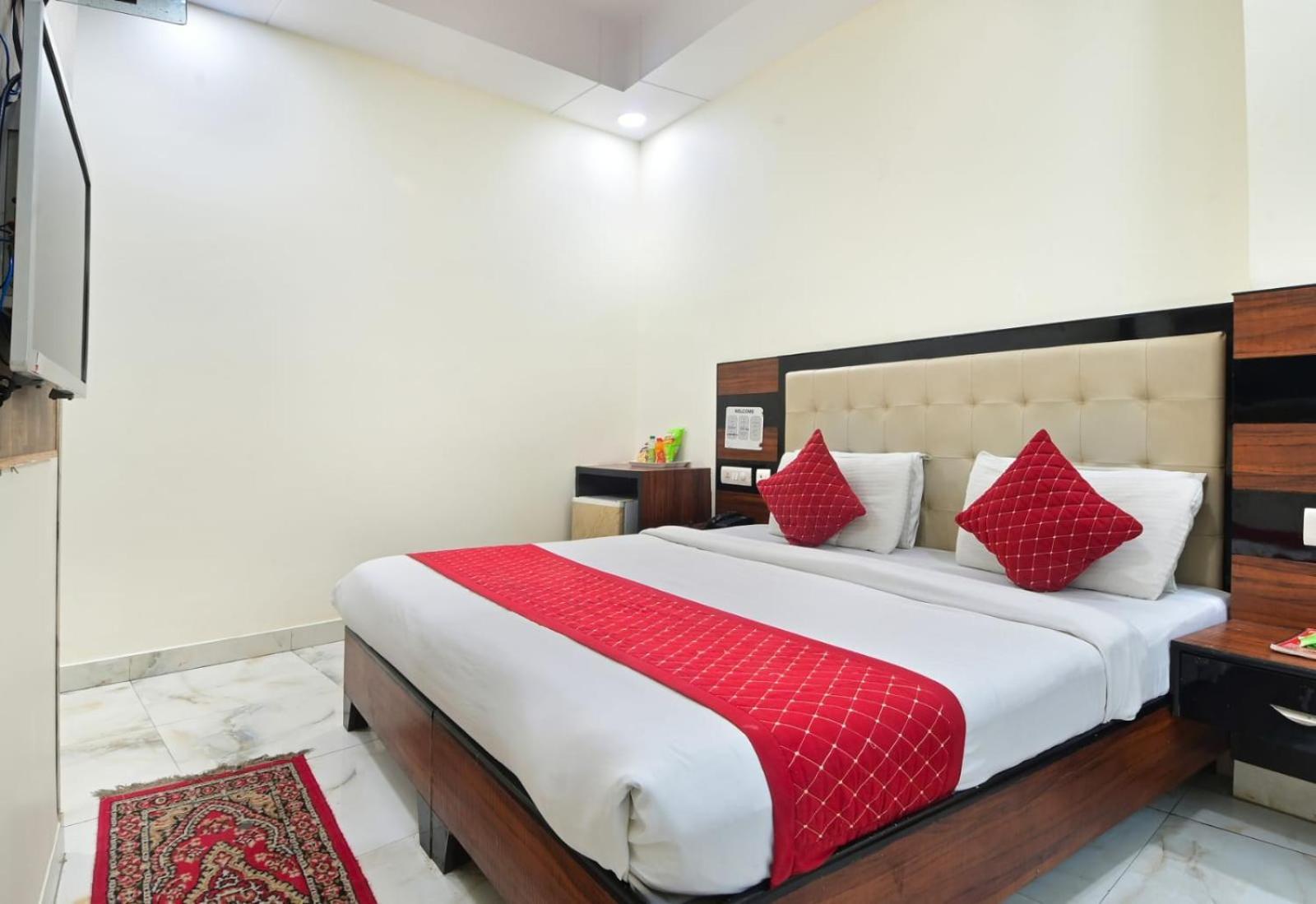 Hotel Emporio View - New Delhi Railway Station - Paharganj Extérieur photo