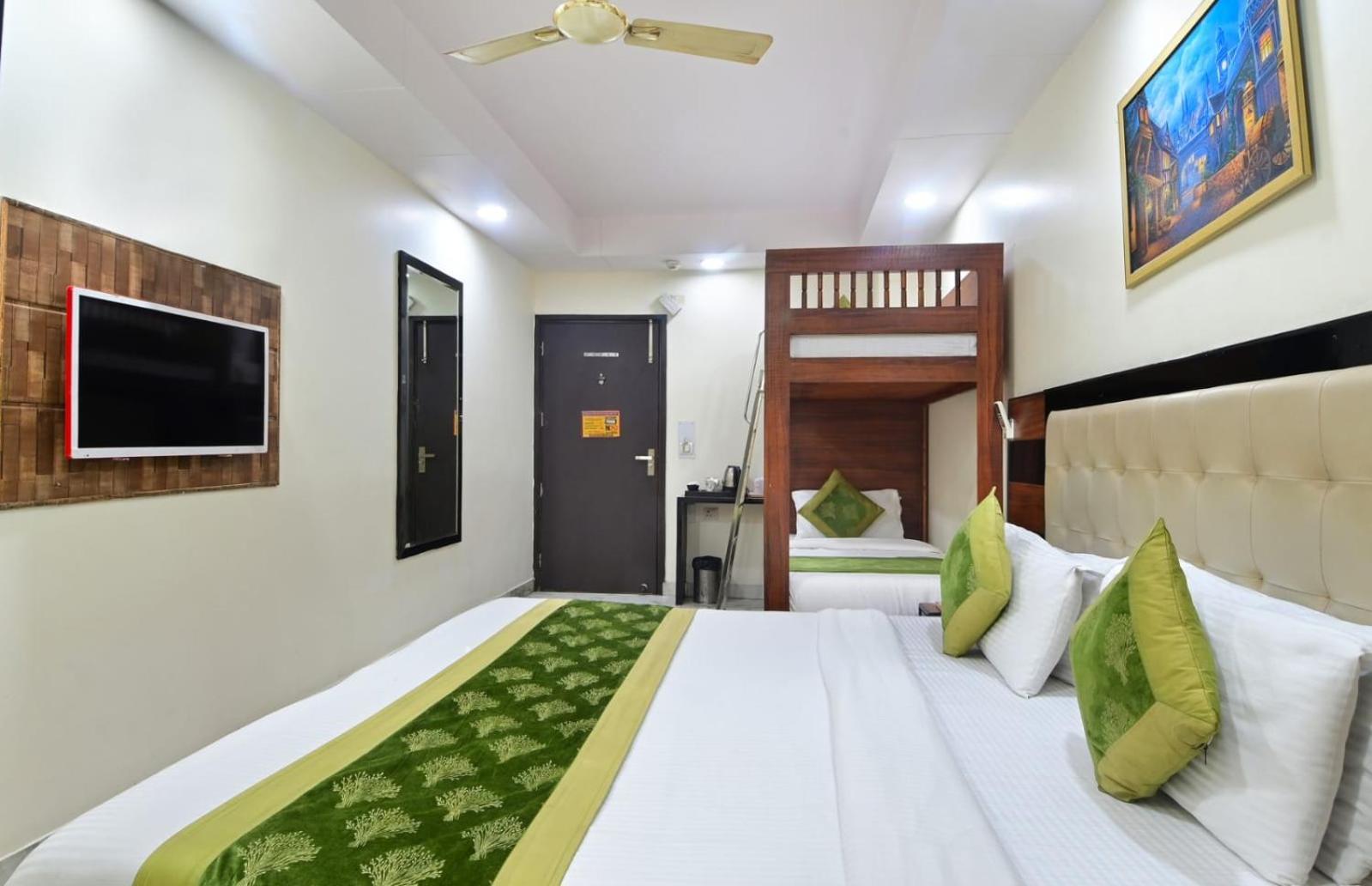 Hotel Emporio View - New Delhi Railway Station - Paharganj Extérieur photo